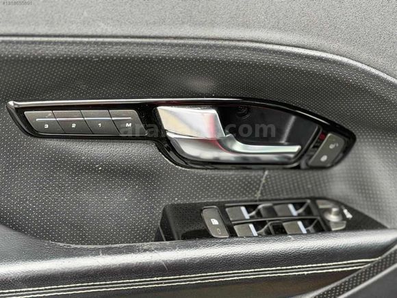 DEĞİŞENSİZ OTAMATİK CAM TAVAN EVOQUE