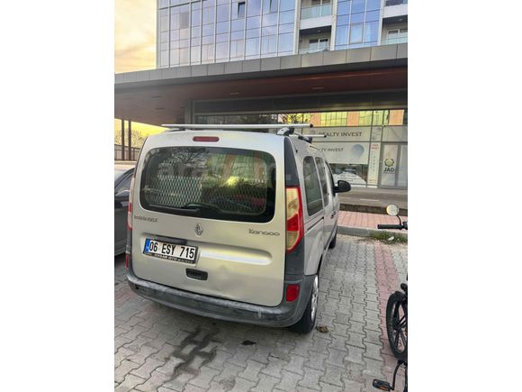 Sahibinden Renault Kangoo Multix 1.5 dCi Authentique 2013 Model  375.000 km Gri şirket devrinden dolayı 