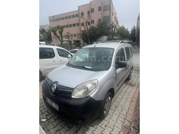Sahibinden Renault Kangoo Multix 1.5 dCi Authentique 2013 Model  375.000 km Gri şirket devrinden dolayı 