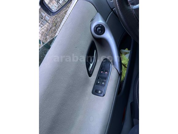 Sahibinden Renault Laguna  ( son fiyat )