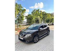 CELAL OTODAN ÇOK TEMİZ 2014 MODEL NISSAN QASHGAİ