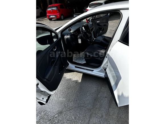 2015 MODEL 1.5 DCİ CLİO IV 185 BİN KM DE YOKUŞ KALKIŞ DESTEĞİ