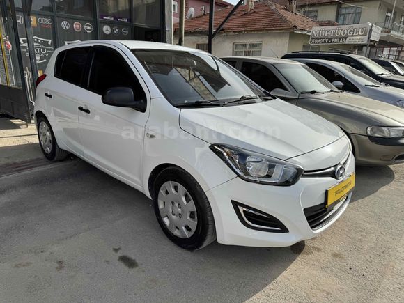 Galeriden Hyundai i20 1.4 CRDi Jump 2014 Model Konya