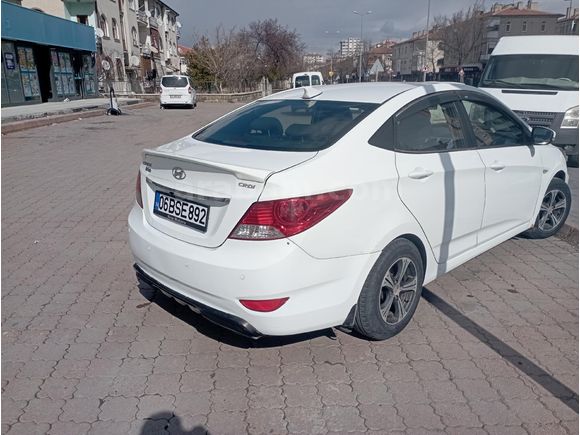 Sahibinden Hyundai Accent Blue 1.6 CRDI Mode Plus 2015 Model