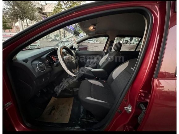 Sahibinden Dacia Sandero 1.5 dCi Stepway 2015 Model ı