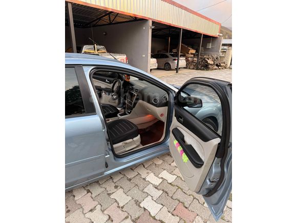 Sahibinden Ford Focus 1.6 TDCi Ghia 2007 Model 