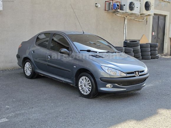 ÇOLTU DAN 118 BİN KM 2009 PEUGEOUT 206 SEDAN