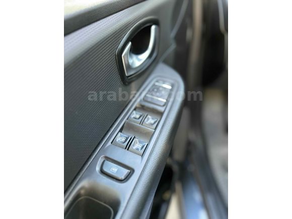 Sahibinden Renault Clio 1.2 Touch 2018 Model 