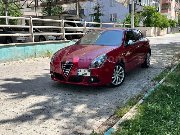 Sahibinden enful paket Giulietta 165000 km orijinal