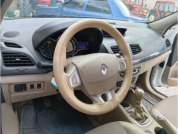  Renault Fluence 1.5 dCi Privilege sanruflu FULL+FULL değişensiz