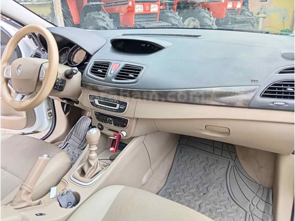  Renault Fluence 1.5 dCi Privilege sanruflu FULL+FULL değişensiz