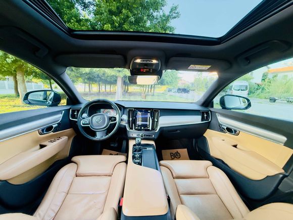 BEKEN OTOMOTİV”DEN 2017 VOLVO  AŞIRI TEMİZ 