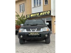 Galeriden Nissan Skystar 4x2 2002 Model Van