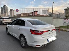Sahibinden Renault Megane 1.3 TCe Joy 2021 Model  72000 km Beyaz