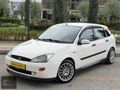 EMSALSİZ_2000_FORD_FOCUS_1.6_AMBİENTE_KUSURSUZ