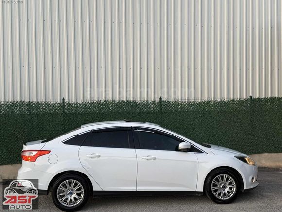 SUNROOFLU DÜŞÜK KM OTOMATİK FOCUS
