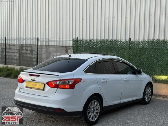 SUNROOFLU DÜŞÜK KM OTOMATİK FOCUS