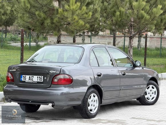 //157.000//KM 2000 HYUNDAİ ACCENT 1.5 GLS KLİMALI EMSALSİZ
