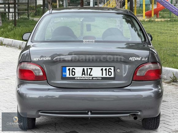 //157.000//KM 2000 HYUNDAİ ACCENT 1.5 GLS KLİMALI EMSALSİZ