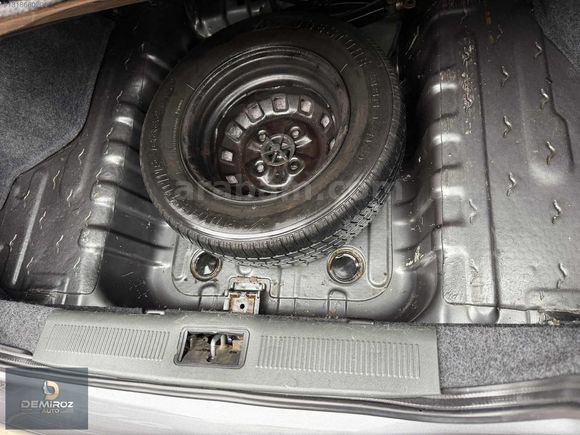 //157.000//KM 2000 HYUNDAİ ACCENT 1.5 GLS KLİMALI EMSALSİZ