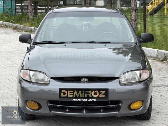 //157.000//KM 2000 HYUNDAİ ACCENT 1.5 GLS KLİMALI EMSALSİZ