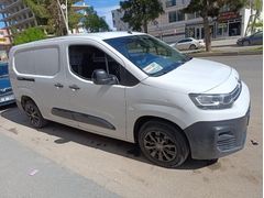 Sahibinden Citroen Berlingo 1.5 BlueHDI Feel Bold 2023 Model