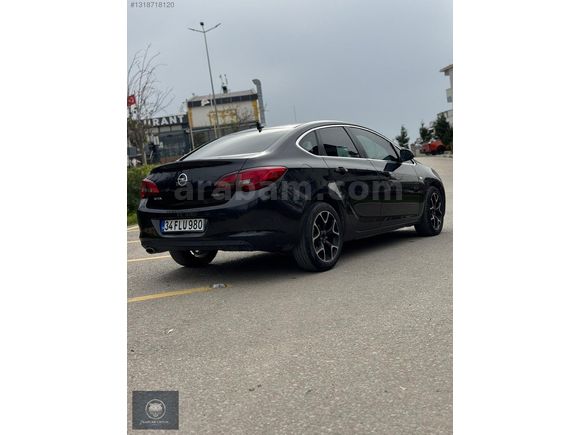 2013 OPEL ASTRA