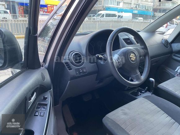 BAYAN ÖGRETMENDEN SUZUKİ SX4 164,000 kmde OTOMATİK VİTES
