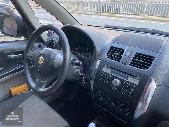 BAYAN ÖGRETMENDEN SUZUKİ SX4 164,000 kmde OTOMATİK VİTES