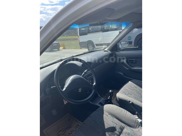 Sahibinden Hyundai Accent 1.5 GLS 1998 Model 