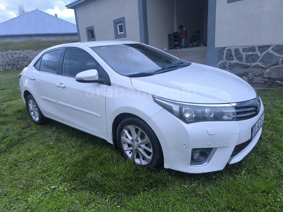 Sahibinden Toyota Corolla 1.6 Premium 2014 Model