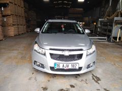 Sahibinden Chevrolet Cruze 1.6 Design Edition 2011 Model Bursa 196000km Gri (metalik)