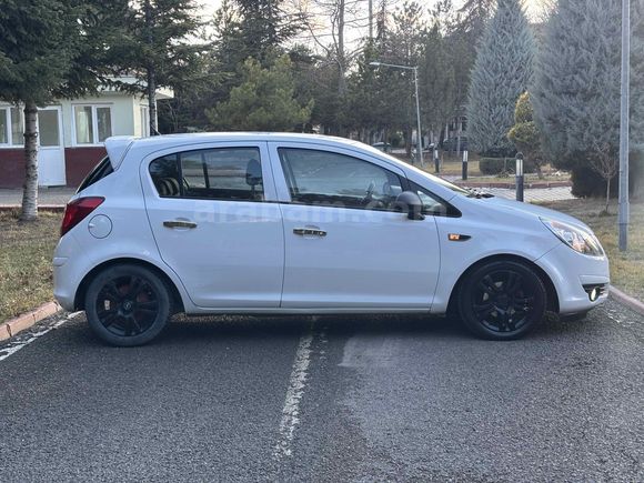 Sahibinden Opel Corsa 1.3 CDTI Enjoy 2009 Model Konya