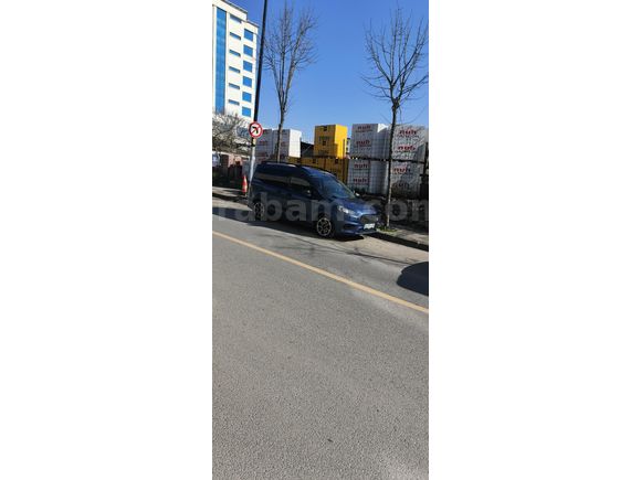 Sahibinden Ford Tourneo Courier 1.5 TDCi Titanium Plus 2022 Model