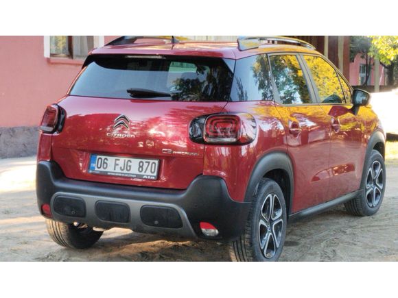 fiyat düştü.Sahibinden Citroen C3 Aircross 1.2 PureTech Feell bod 2023 Model  33 500 km Kırmızı