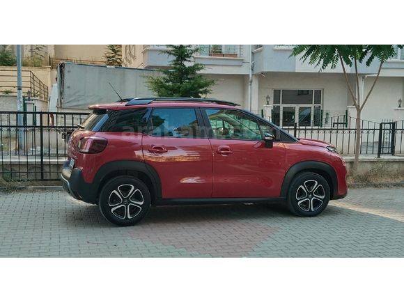 Sahibinden Citroen C3 Aircross 1.2 PureTech Feell bod 2023 Model  32 600 km Kırmızı