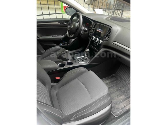 Sahibinden Renault Megane 1.5 Blue DCI Touch 2022 Model 