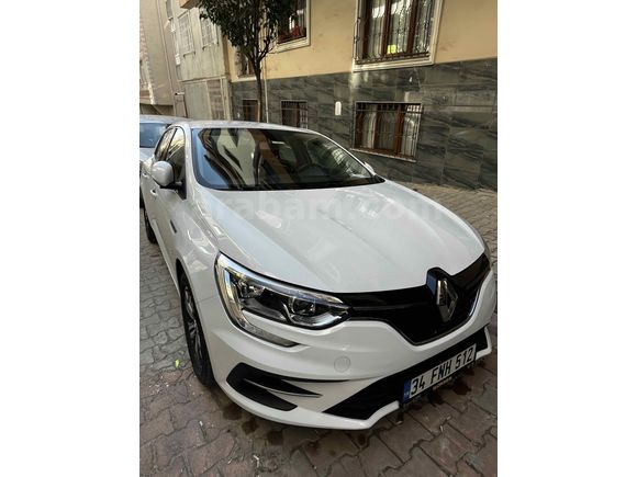 Sahibinden Renault Megane 1.5 Blue DCI Touch 2022 Model 