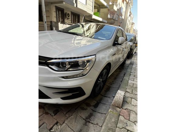 Sahibinden Renault Megane 1.5 Blue DCI Touch 2022 Model 