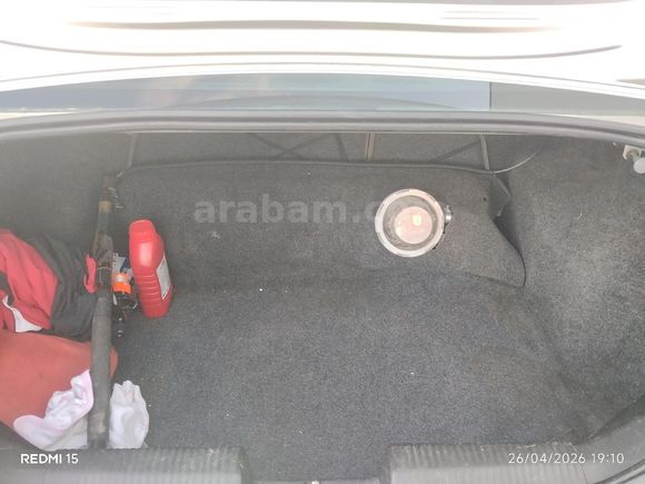 Sahibinden Ford Focus 1.6 Ambiente 2000 Model  232.000 km Gri (Gümüş)
