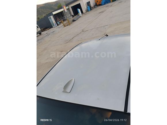 Sahibinden Ford Focus 1.6 Ambiente 2000 Model  232.000 km Gri (Gümüş)