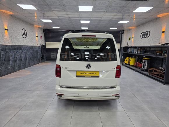 2015 MODEL CEDDİY 1.6 TDİ DSG KONFORTLİNE PAKET HATASIZ AYARINDA