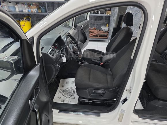 2015 MODEL CEDDİY 1.6 TDİ DSG KONFORTLİNE PAKET HATASIZ AYARINDA