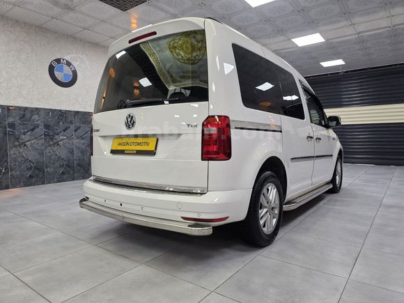 2015 MODEL CEDDİY 1.6 TDİ DSG KONFORTLİNE PAKET HATASIZ AYARINDA