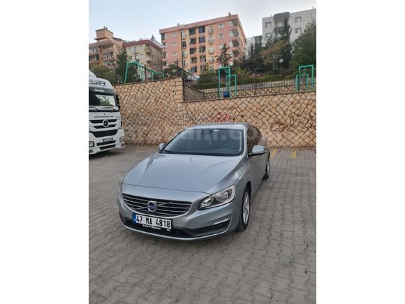 Sahibinden Volvo S60 1.6 D Premium 2014 Model  212.000 km Gri