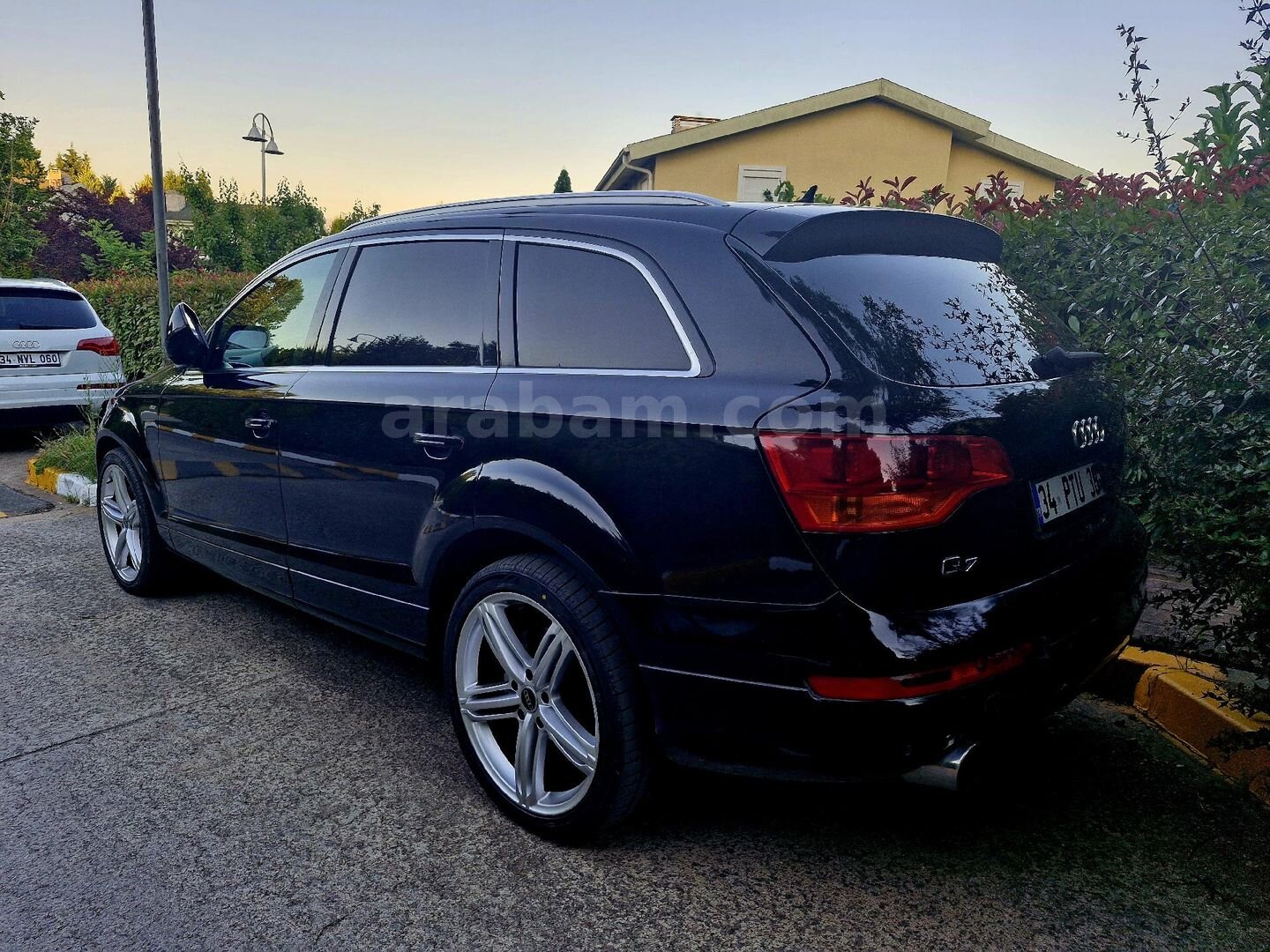 Sahibinden Audi Q7 3.0 TDI Quattro 2008 Model İstanbul 390.000 km Siyah 2