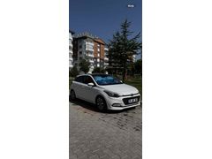 Sahibinden Hyundai i20 1.2 D-CVVT Elite 2015 Model 