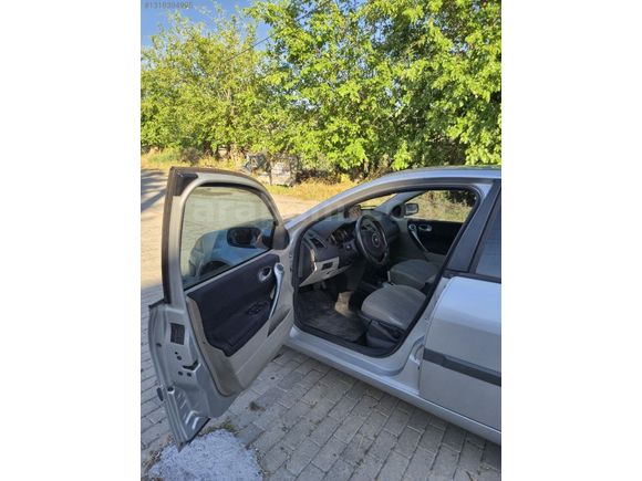 ULUTAŞ OTOMOTİV'DEN 2009 RENAULT MEGANE II 1.5 dCi EXPRESSION