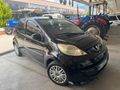Peugeot 107 1.0 Trendy 2009 Model 110.000 km Siyah