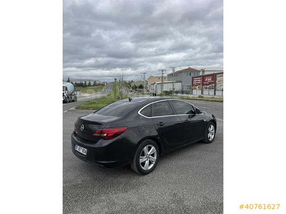 OPEL ASTRA 1.3 DİZEL 2013 MODEL DEĞİŞENSİZ 143 BİNDE